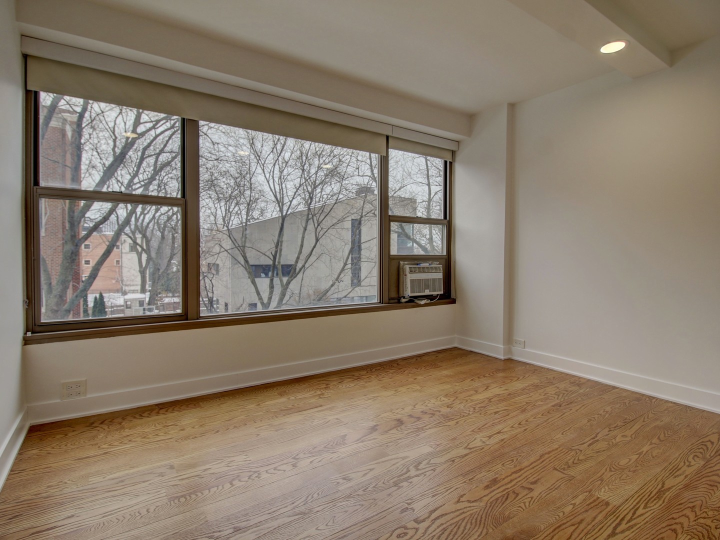 2970 N Lake Shore Drive #4D-4E, Chicago, IL 60657