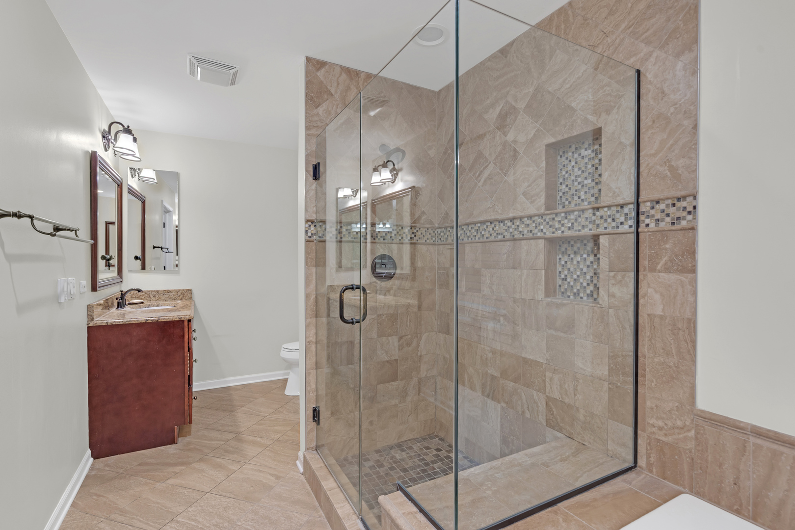 141 Manchester Court, Buffalo Grove, IL 60089