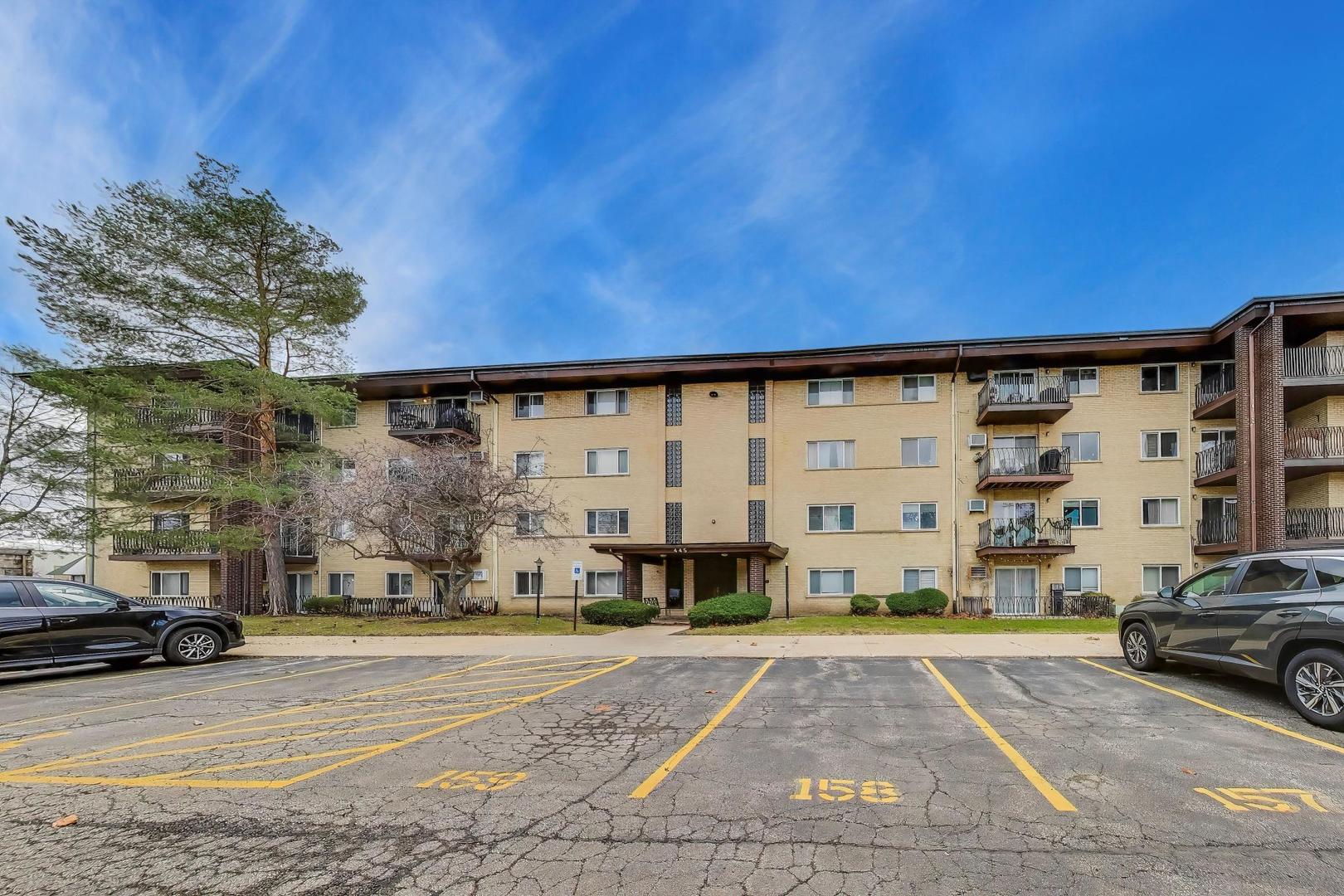445 S Cleveland Avenue #302, Arlington Heights, IL 60005