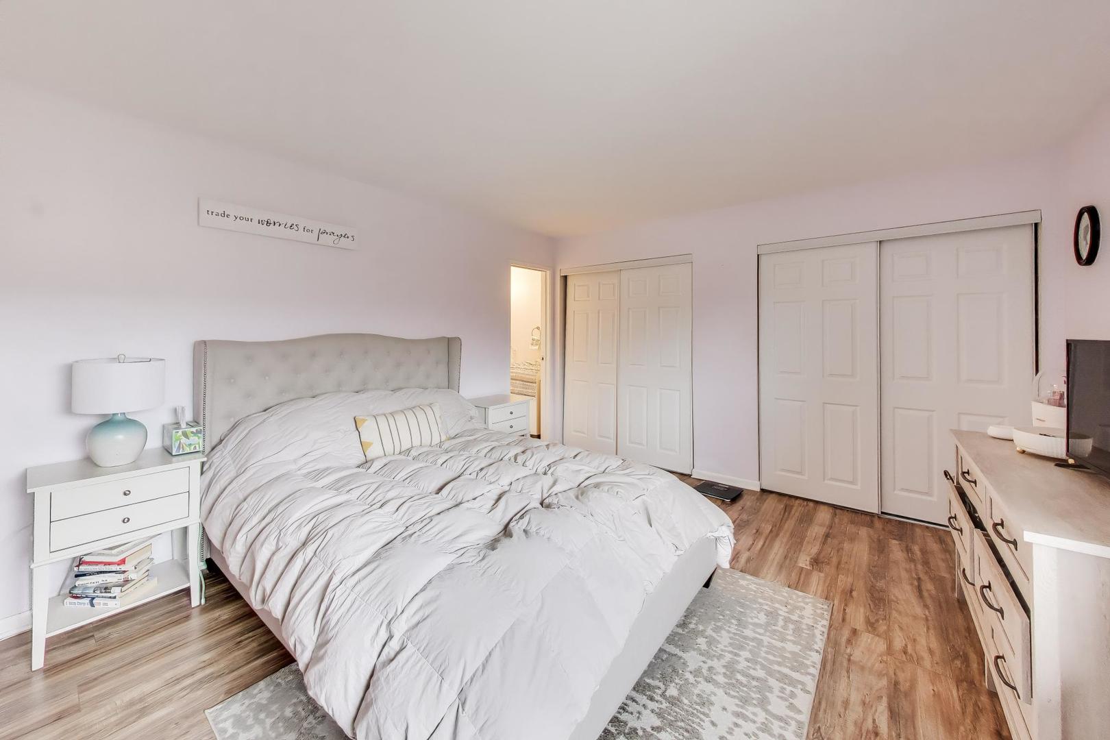 445 S Cleveland Avenue #302, Arlington Heights, IL 60005