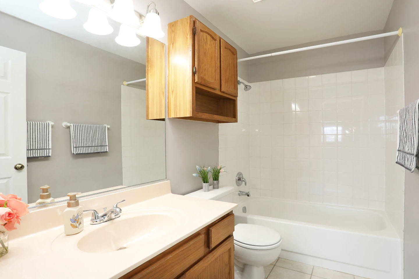 397 Waterford Court #0, Carol Stream, IL 60188