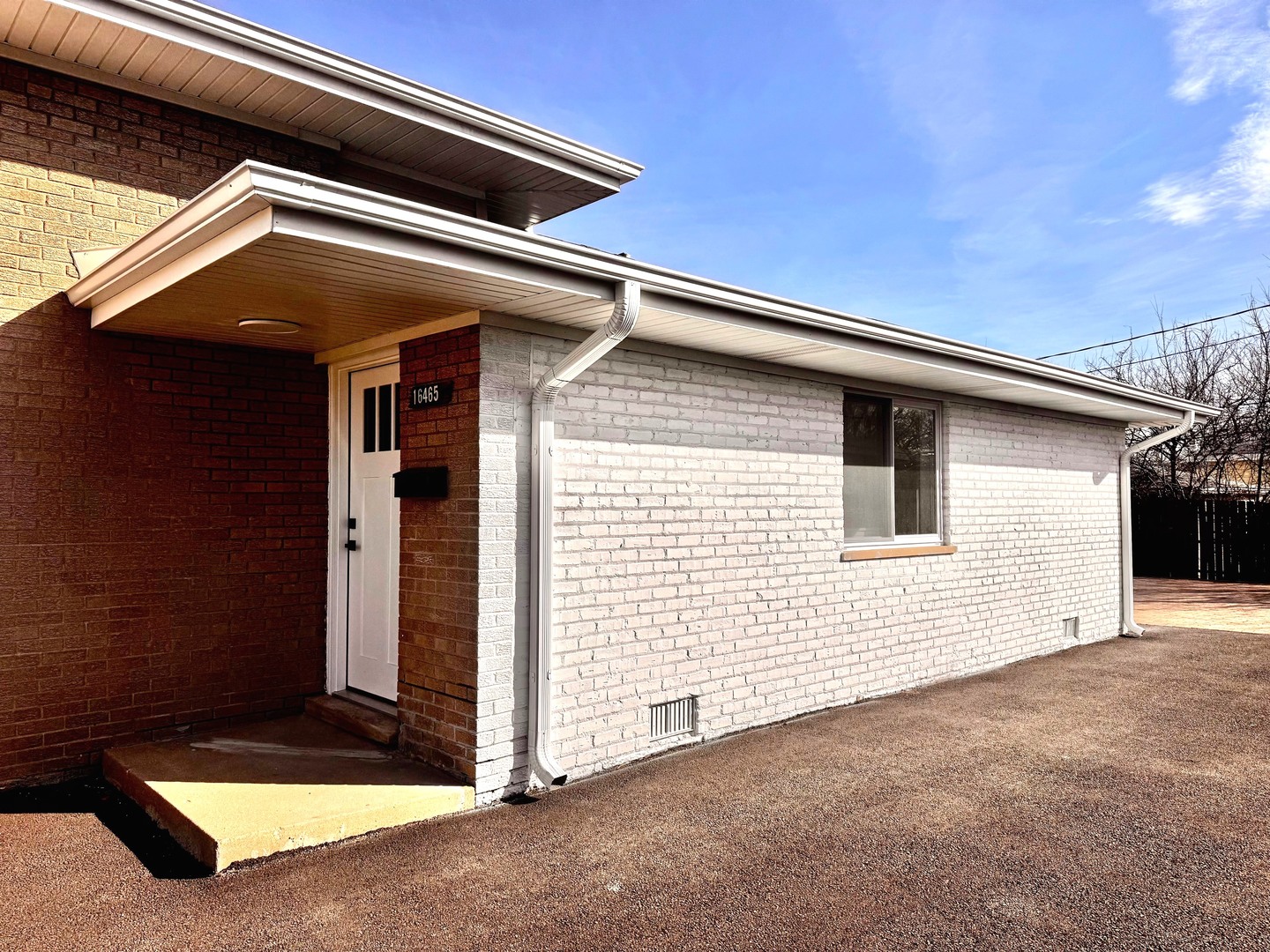 16465 Terry Lane, Oak Forest, IL 60452