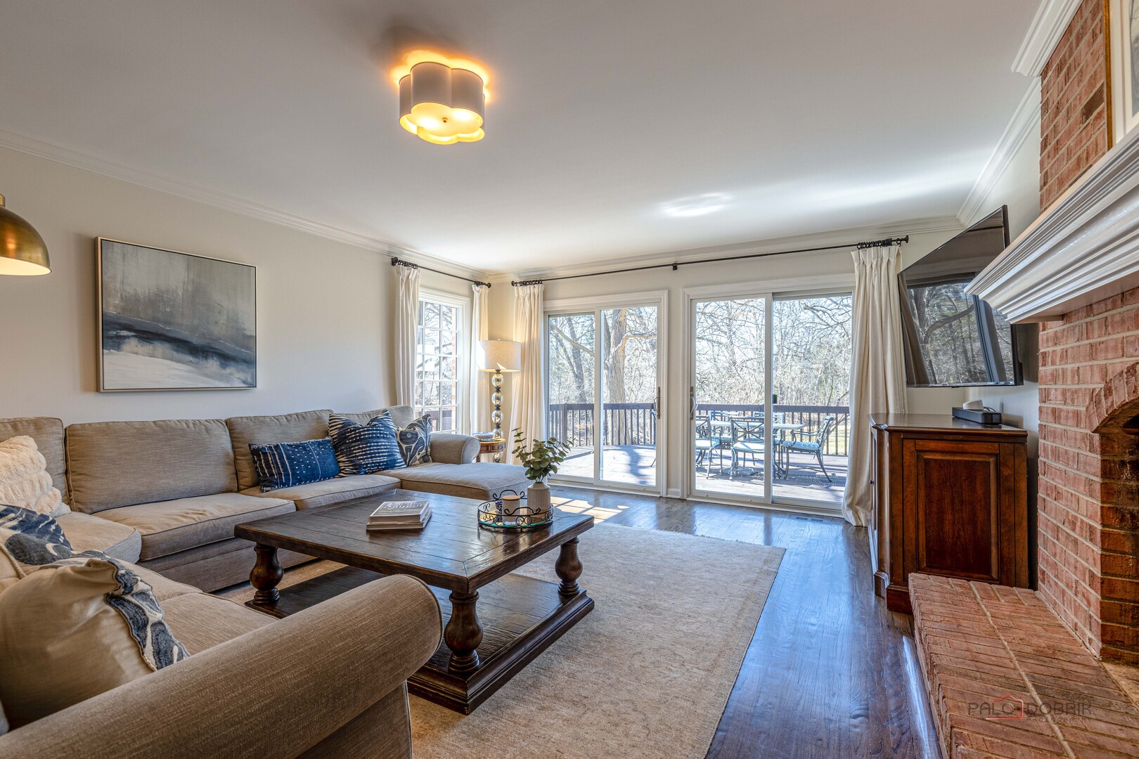 609 Old Hickory Lane, Libertyville, IL 60048