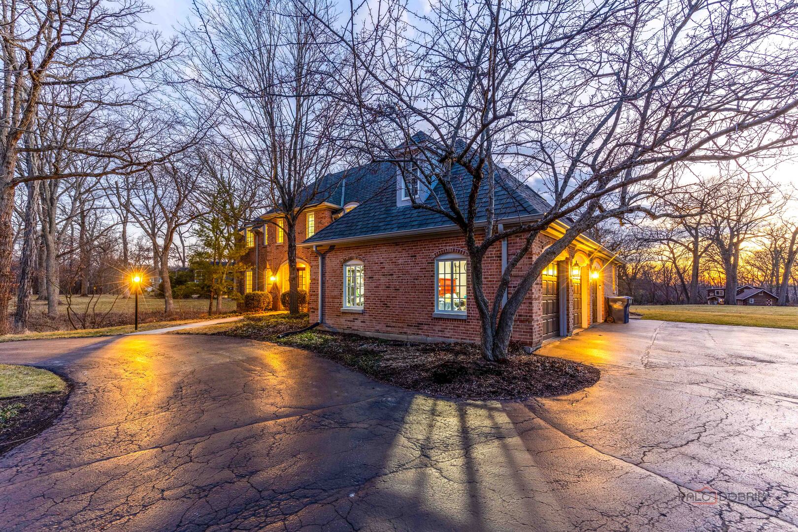 609 Old Hickory Lane, Libertyville, IL 60048