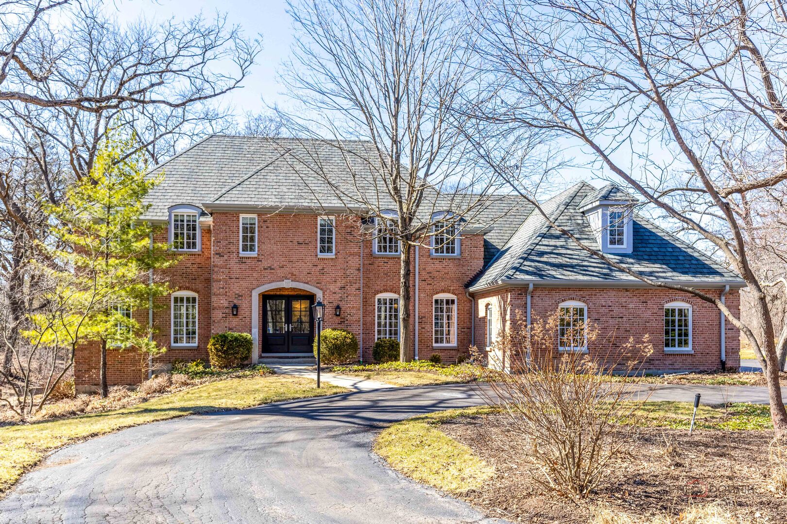 609 Old Hickory Lane, Libertyville, IL 60048