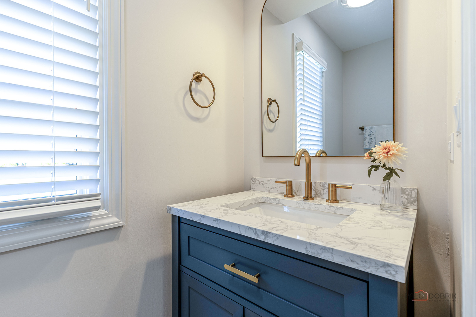 609 Old Hickory Lane, Libertyville, IL 60048