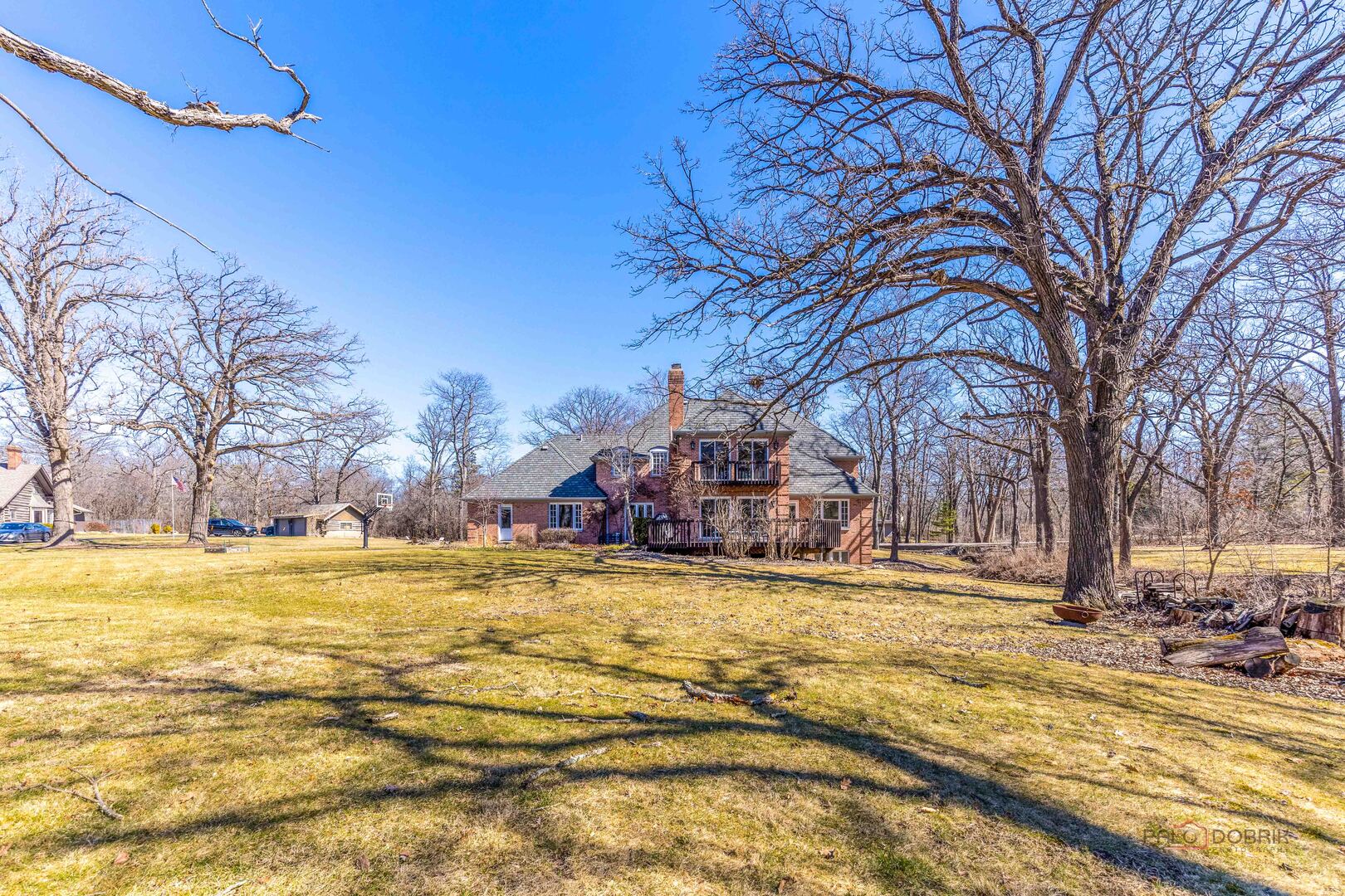 609 Old Hickory Lane, Libertyville, IL 60048