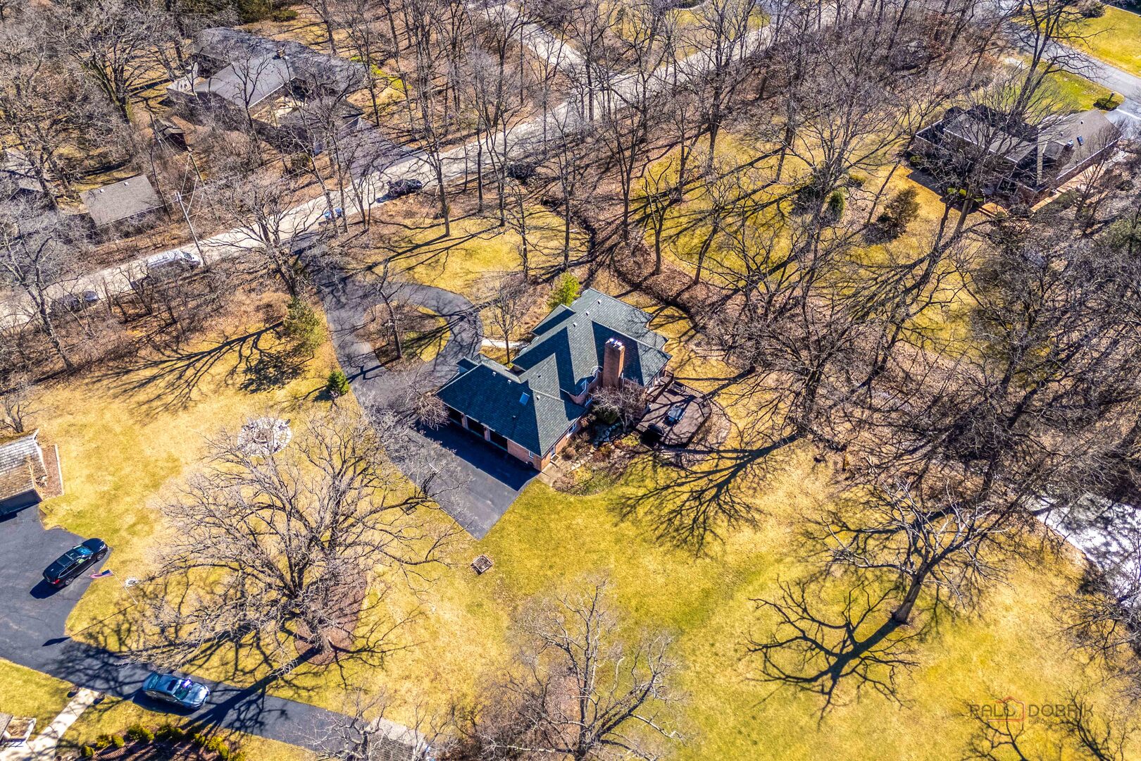 609 Old Hickory Lane, Libertyville, IL 60048