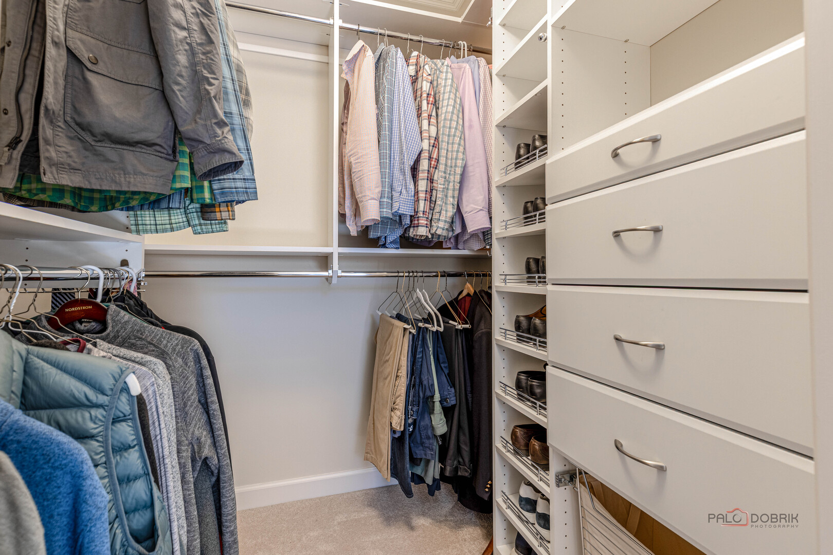 609 Old Hickory Lane, Libertyville, IL 60048