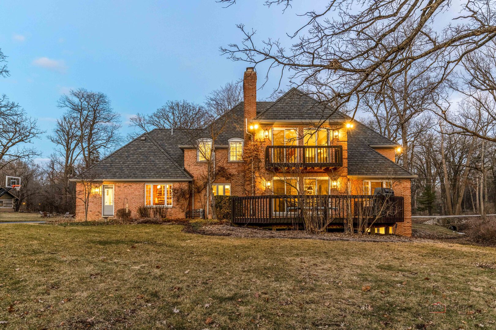 609 Old Hickory Lane, Libertyville, IL 60048