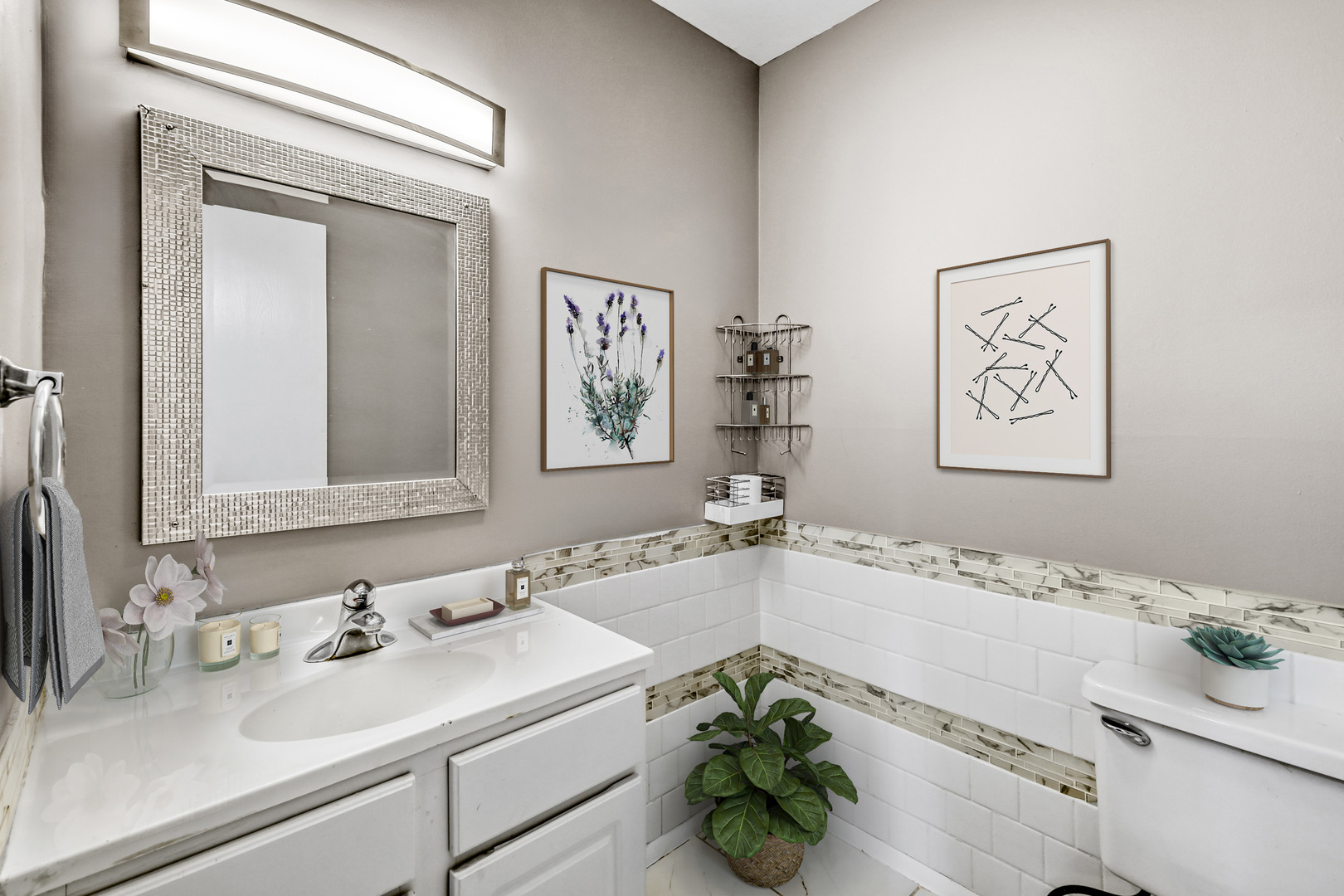 147 W Elk Trail #345, Carol Stream, IL 60188