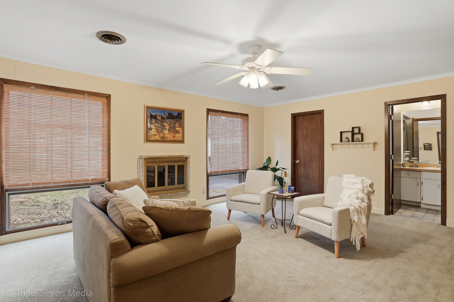 7354 W Palos Avenue, Palos Heights, IL 60463