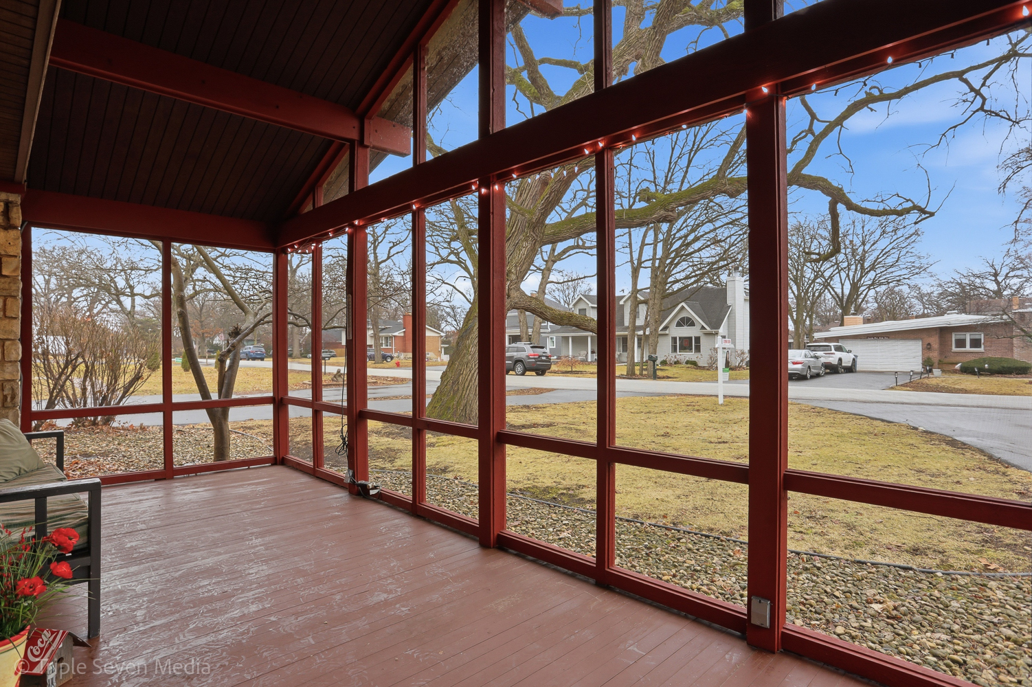 7354 W Palos Avenue, Palos Heights, IL 60463