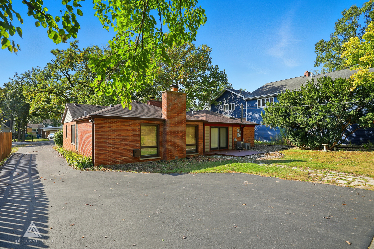 7354 W Palos Avenue, Palos Heights, IL 60463