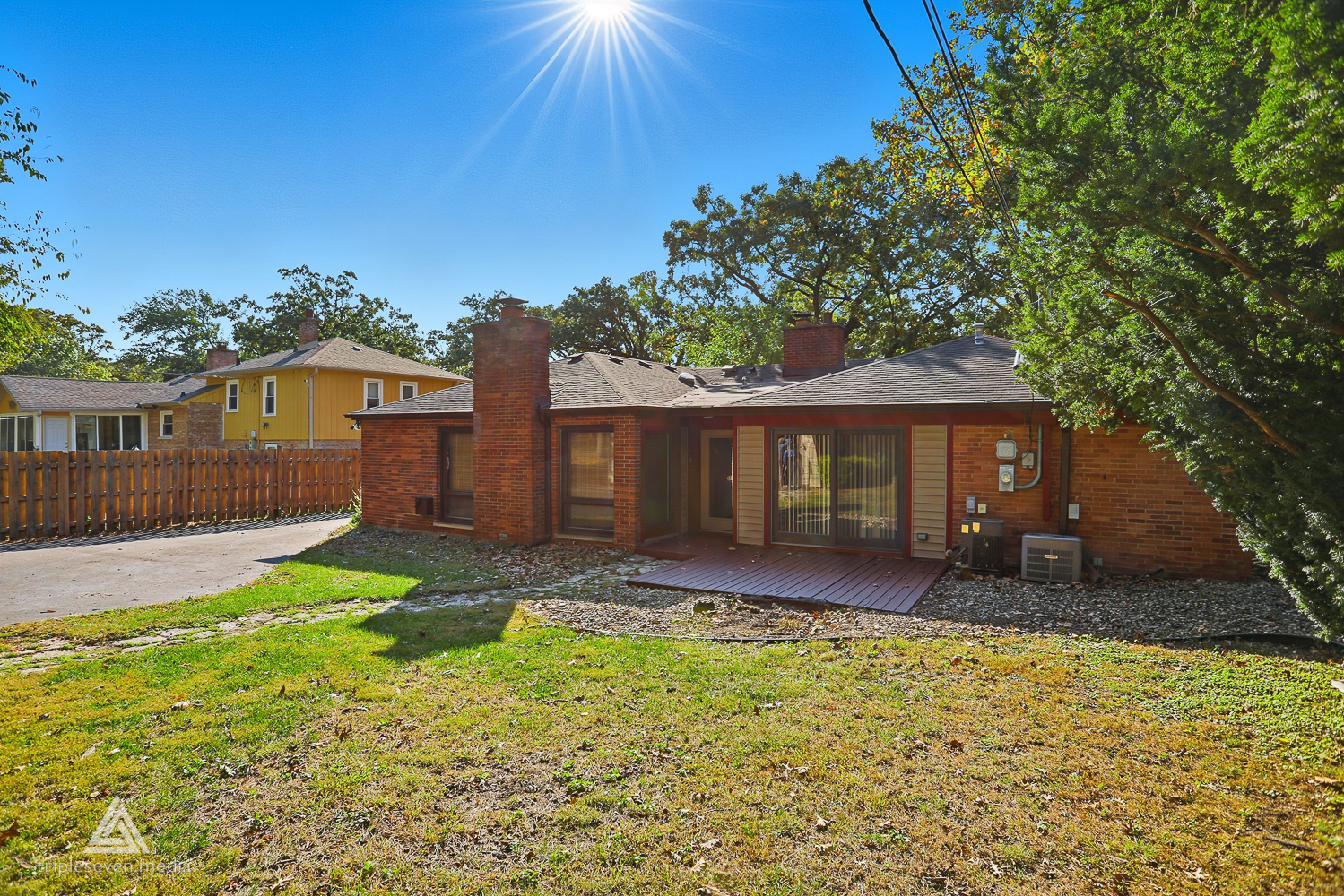 7354 W Palos Avenue, Palos Heights, IL 60463