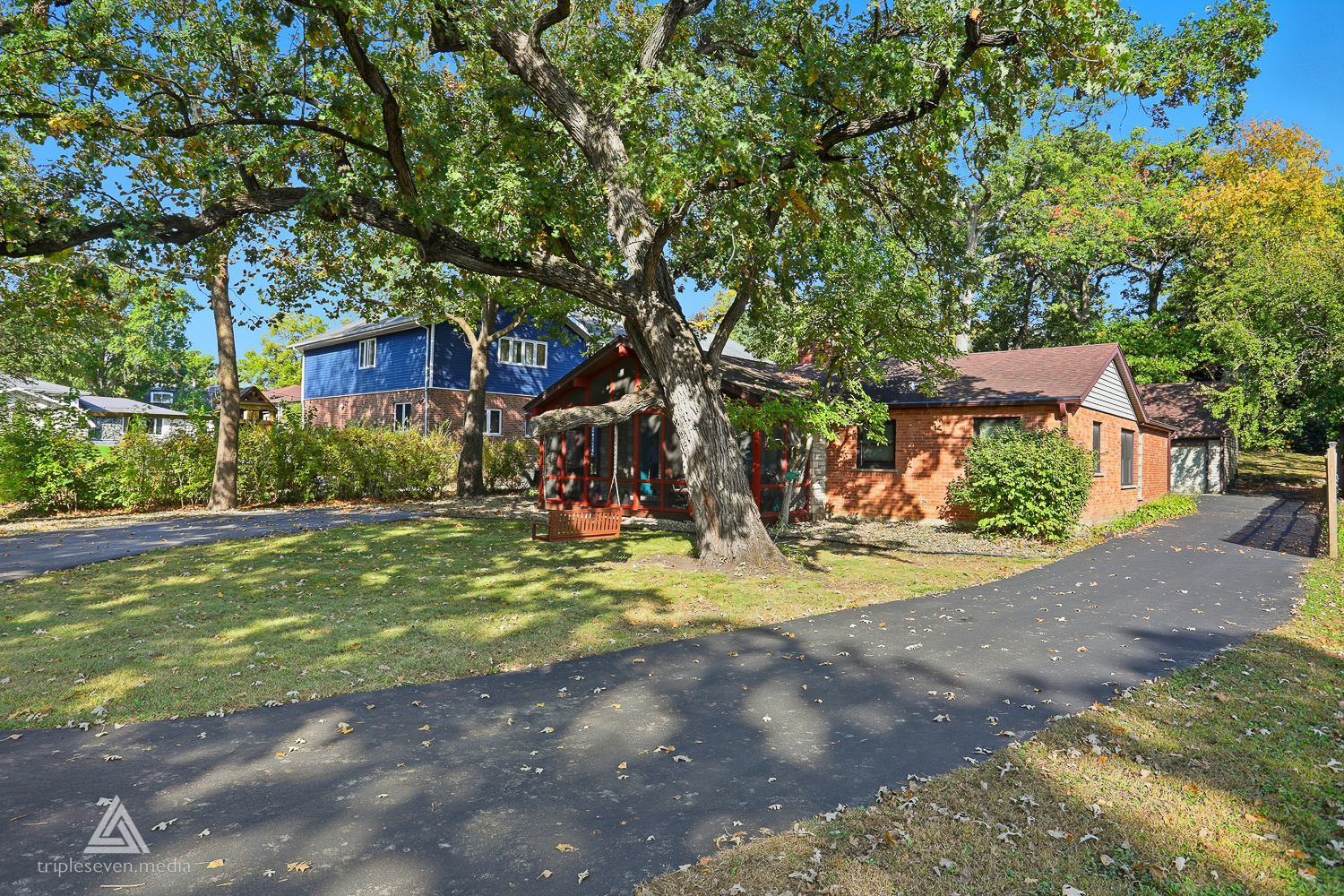 7354 W Palos Avenue, Palos Heights, IL 60463