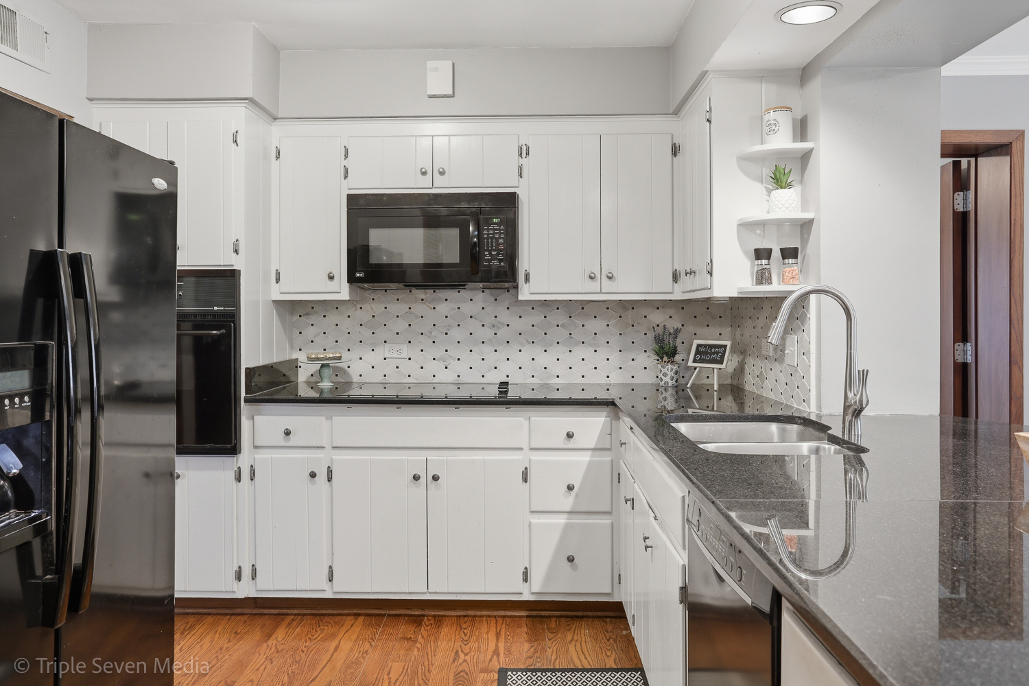 7354 W Palos Avenue, Palos Heights, IL 60463