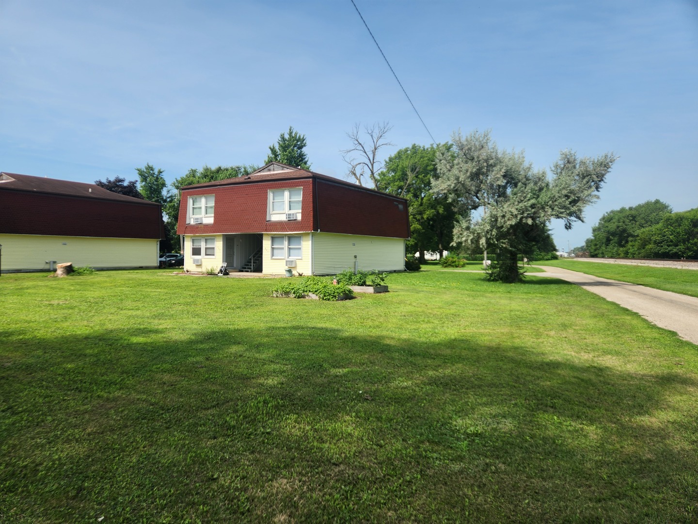 201-203 S Maple Street, Toluca, IL 61369