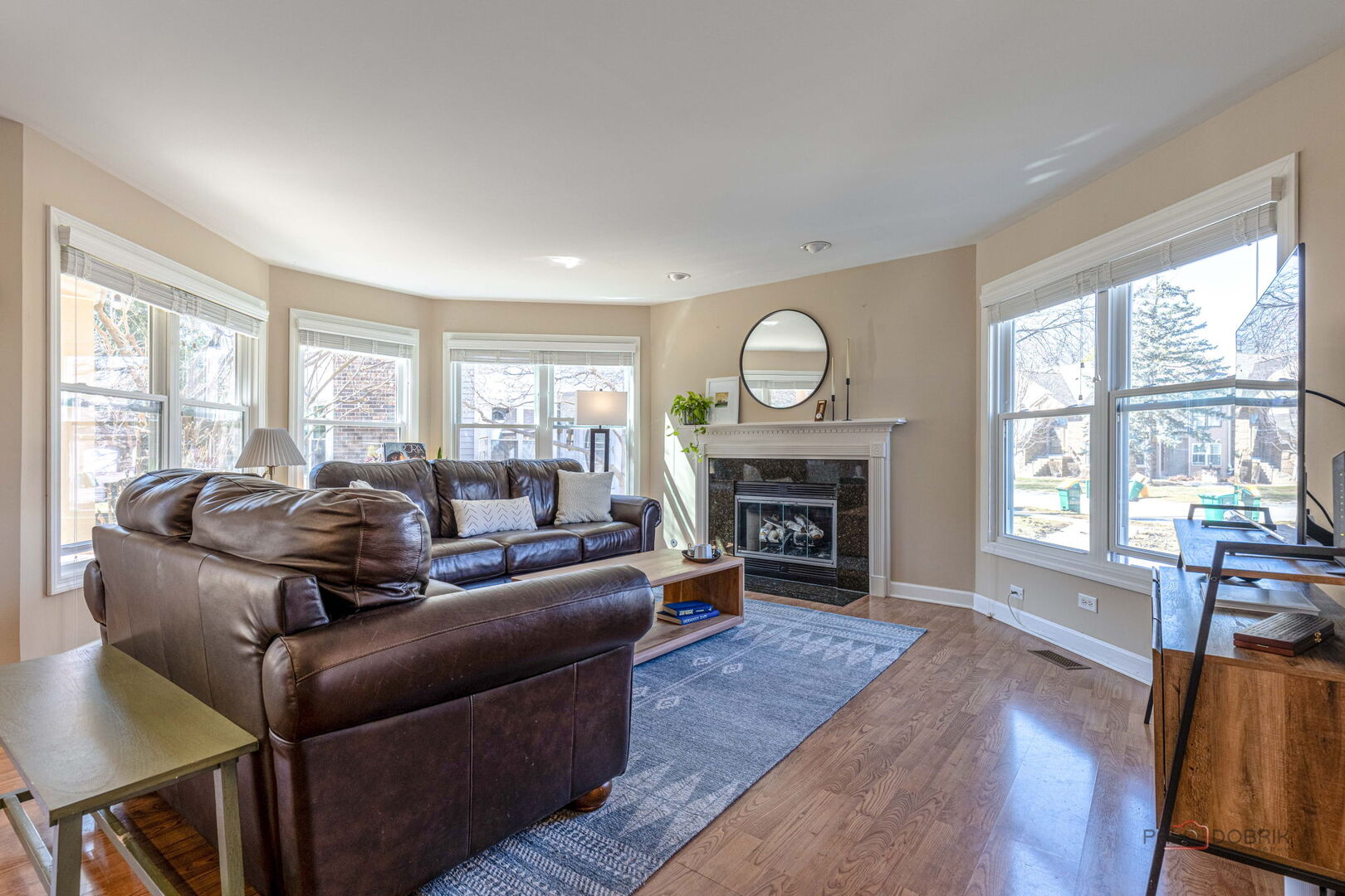 80 Willow Parkway, Buffalo Grove, IL 60089