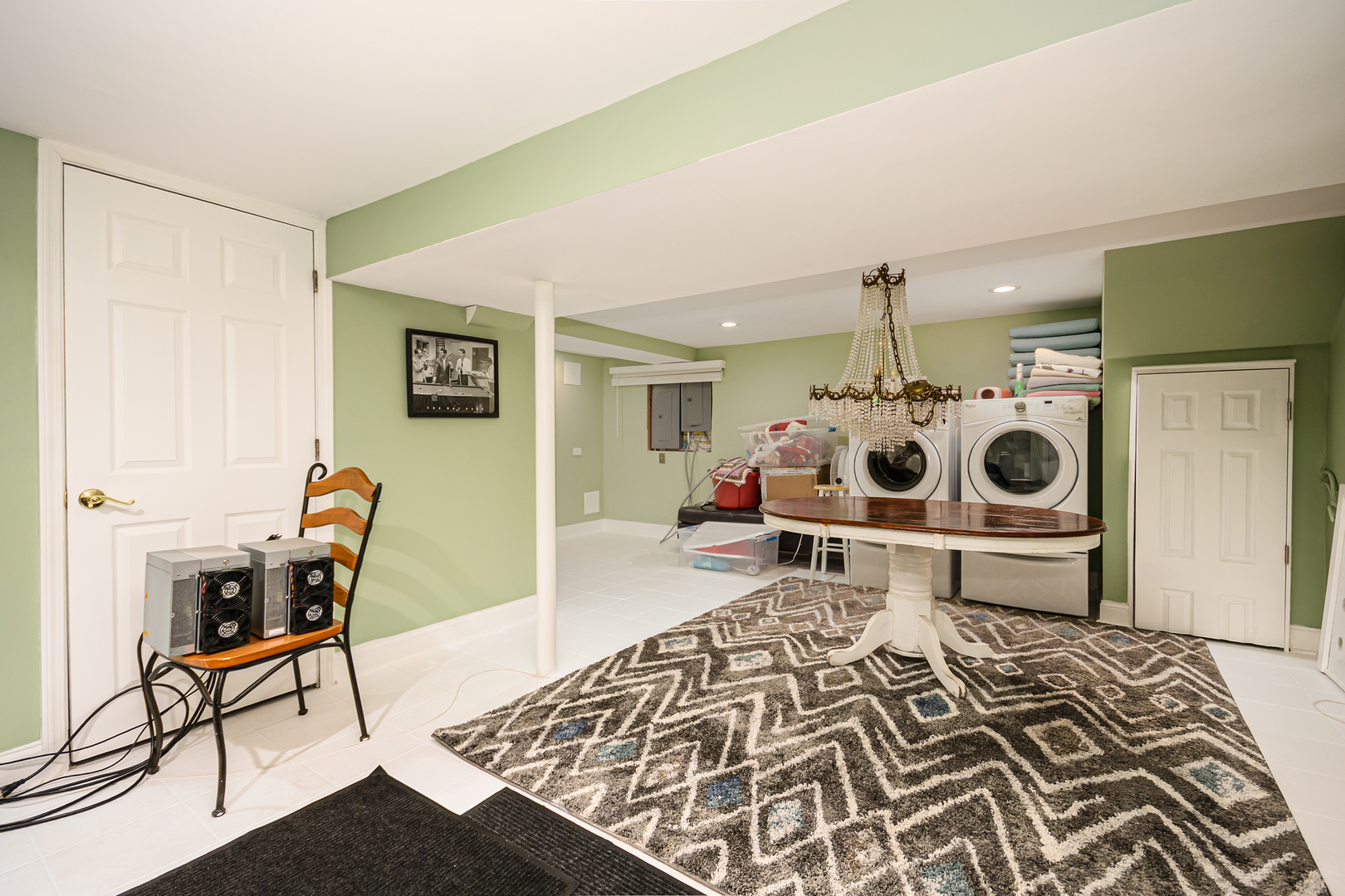 9833 N Lauren Lane, Niles, IL 60714