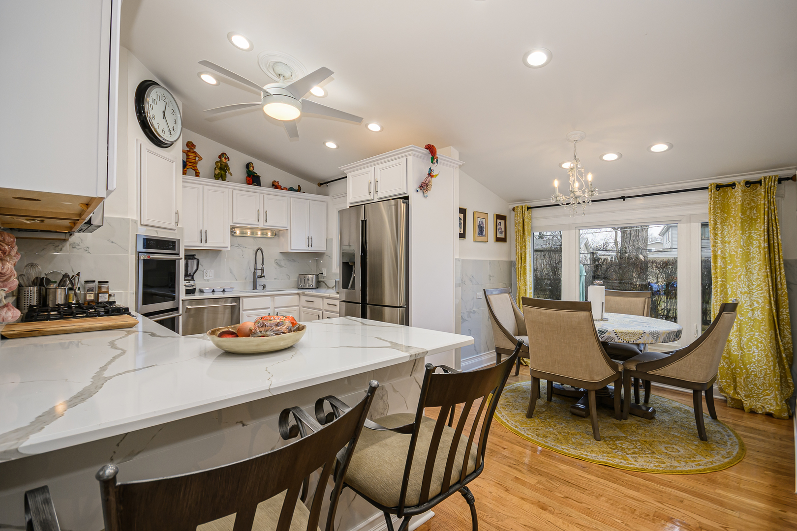 9833 N Lauren Lane, Niles, IL 60714