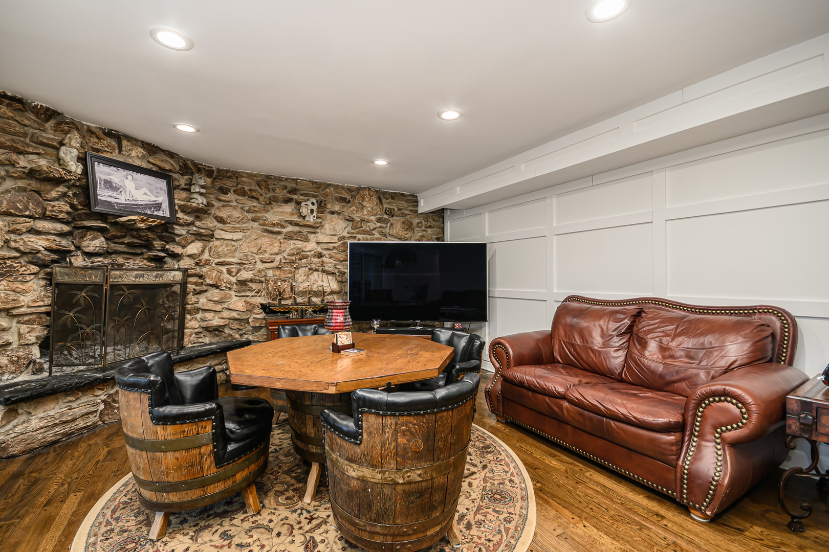 9833 N Lauren Lane, Niles, IL 60714