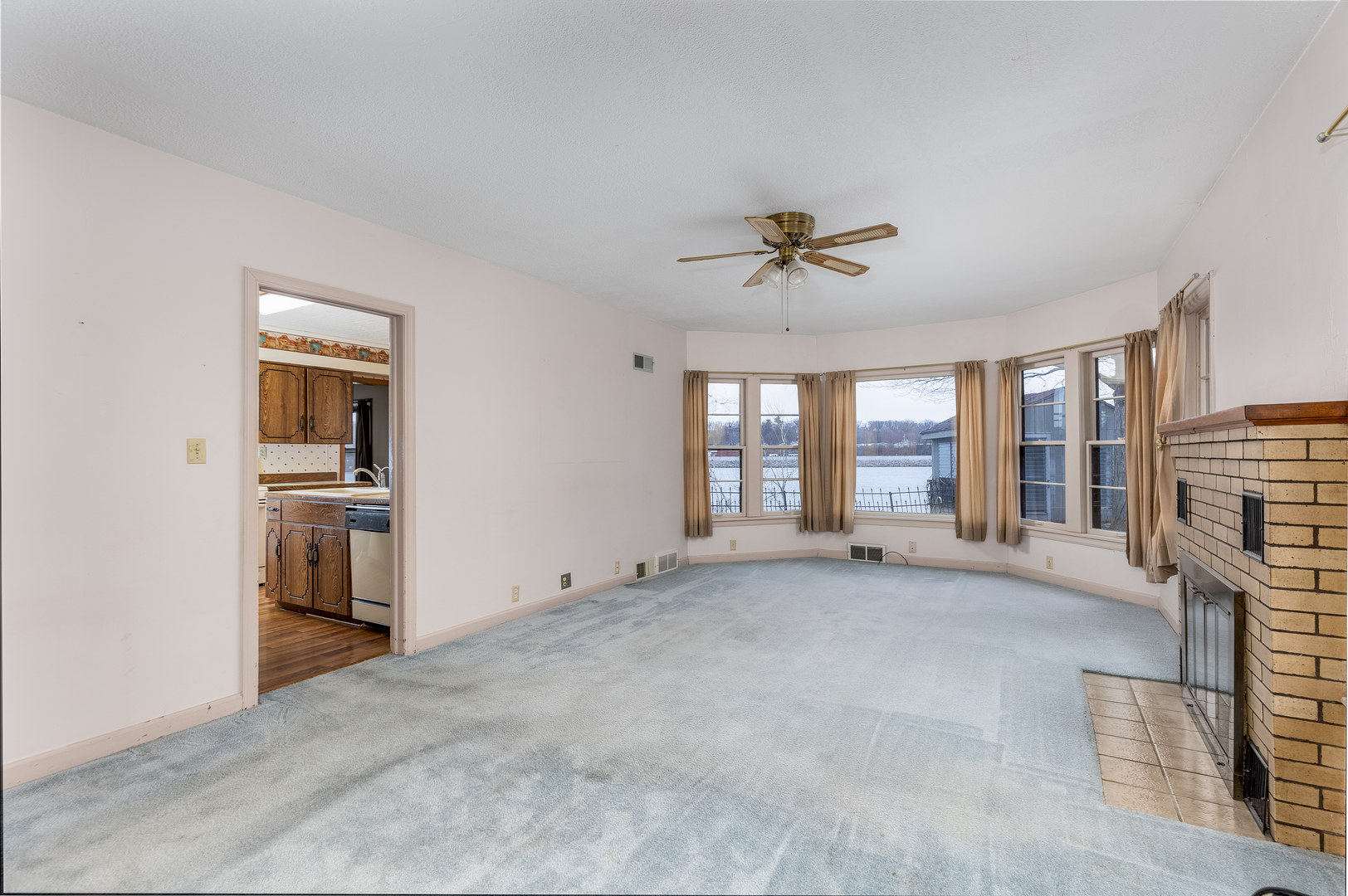 226 Clay Street, Ottawa, IL 61350