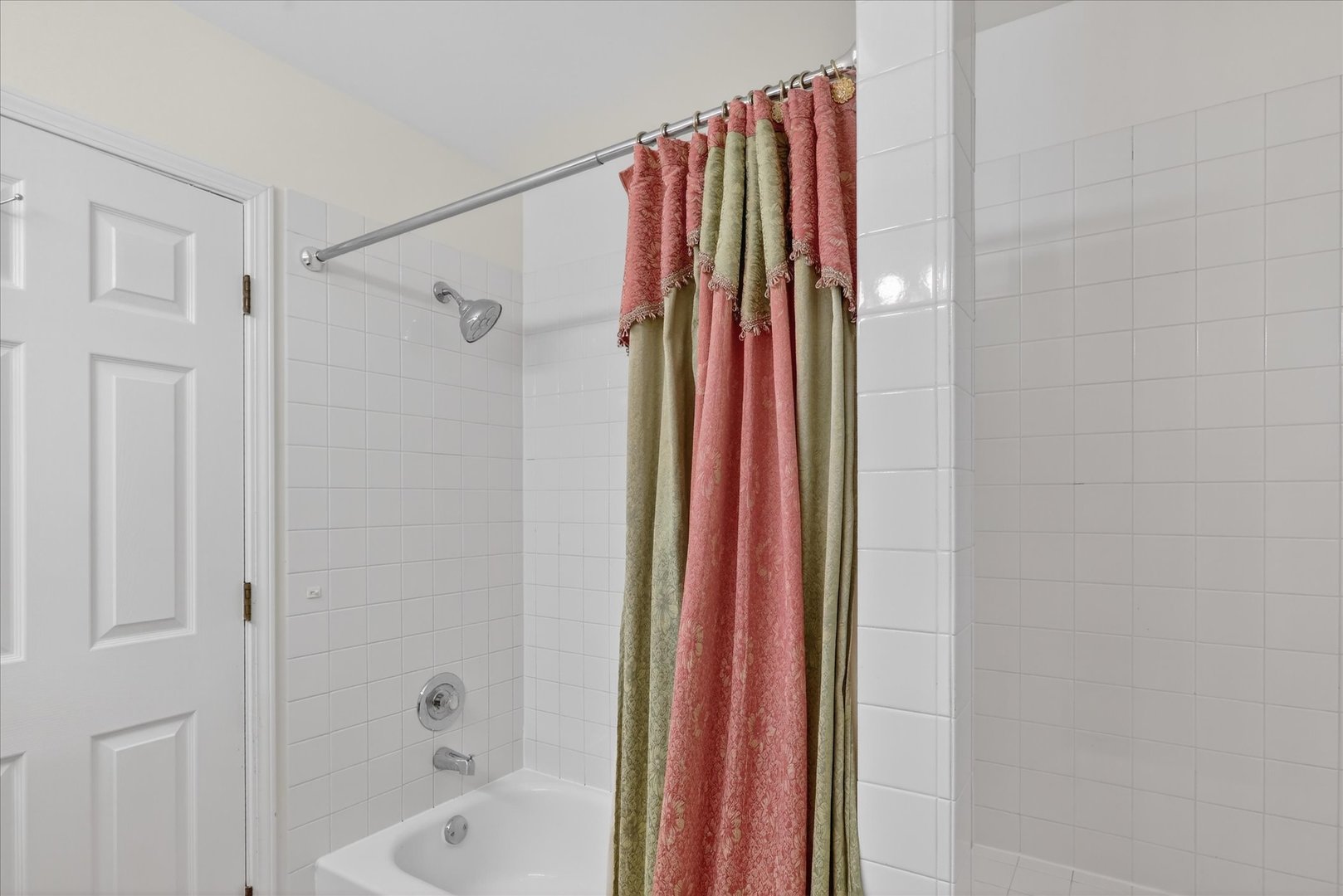 217 New Bridge Court, Palatine, IL 60067