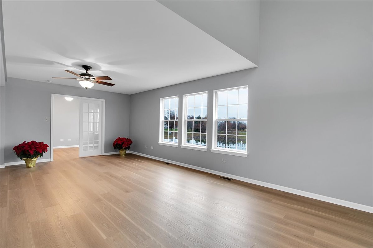 2404 White Ash Court, Plainfield, IL 60586