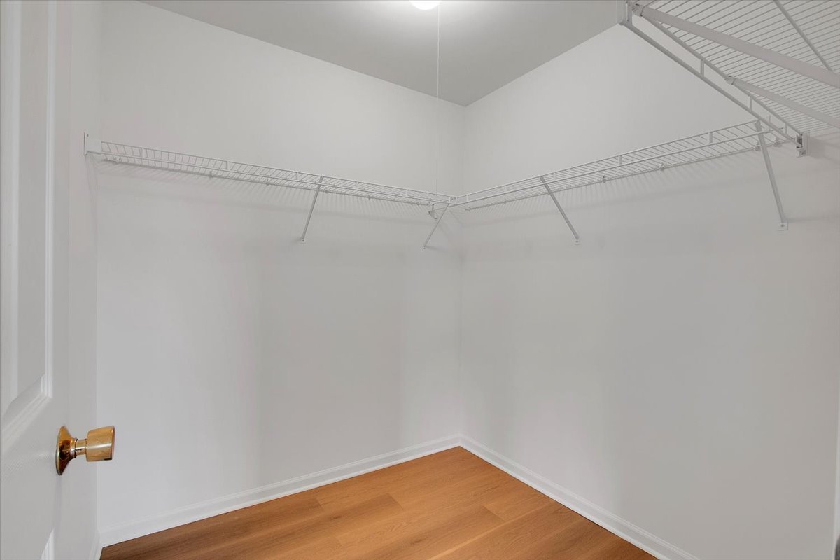 2404 White Ash Court, Plainfield, IL 60586