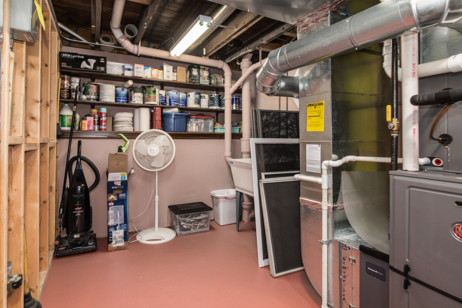 7001 N Ozark Avenue, Chicago, IL 60631