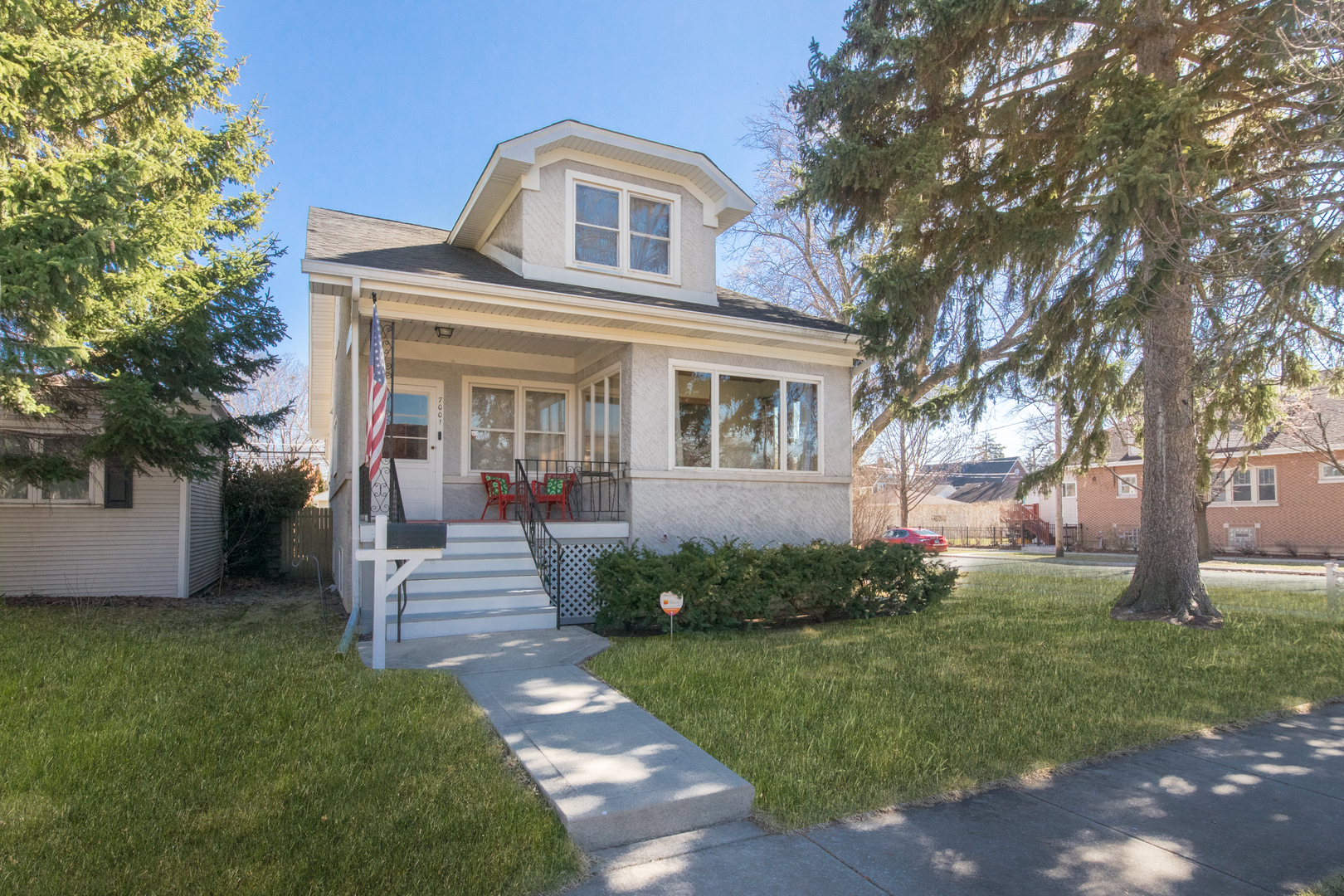 7001 N Ozark Avenue, Chicago, IL 60631