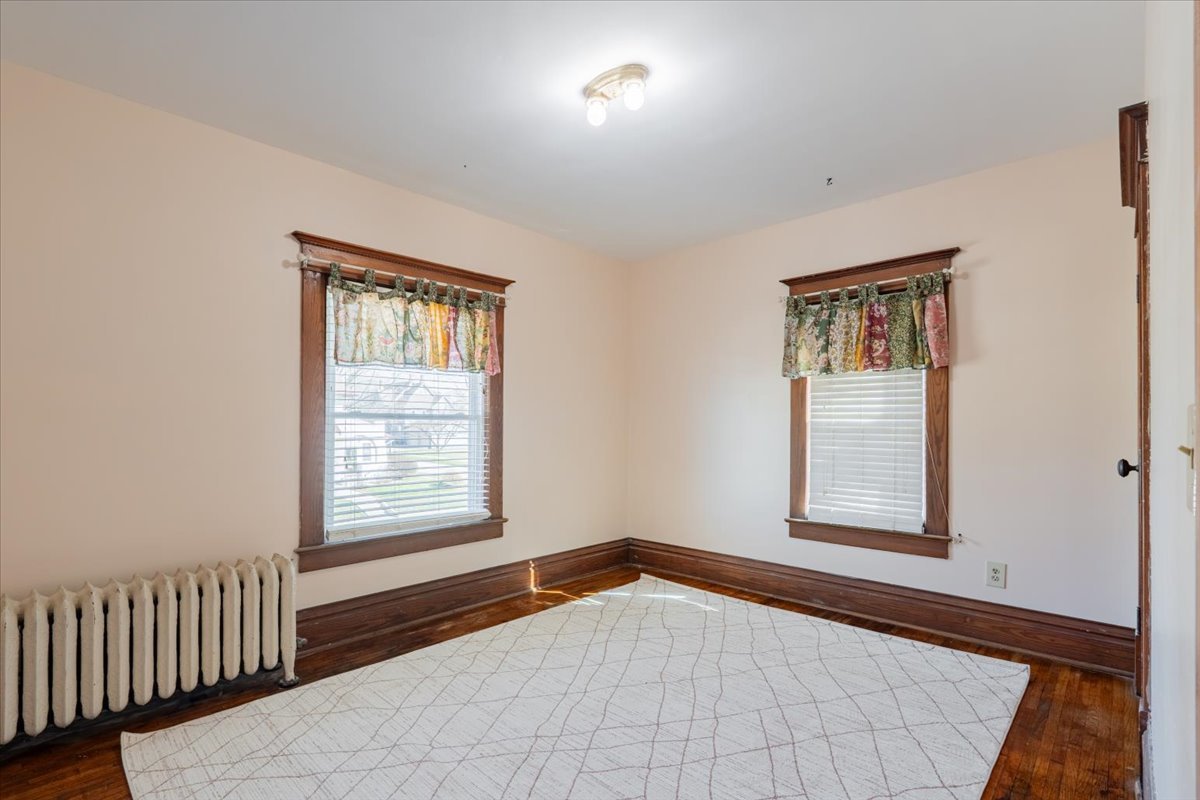 709 N Center Street, Clinton, IL 61727