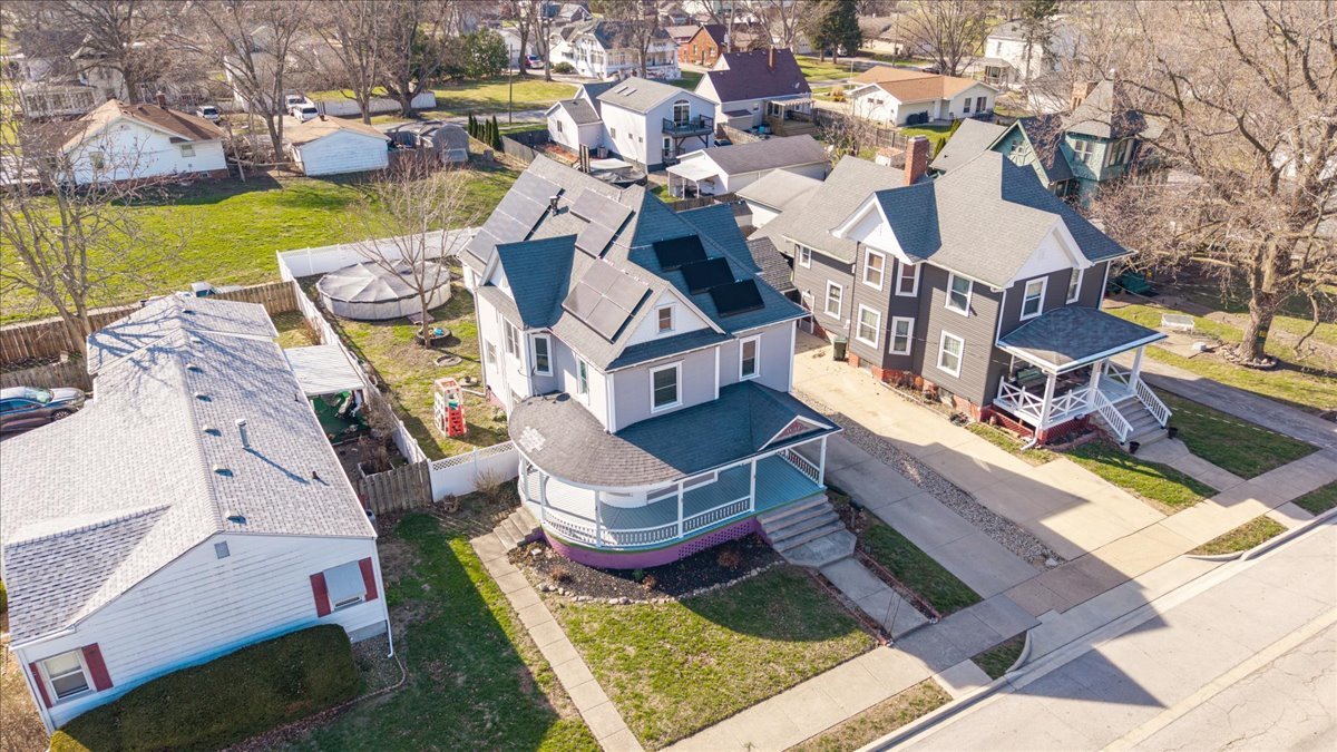 709 N Center Street, Clinton, IL 61727