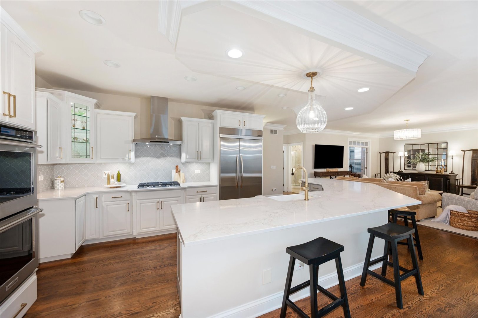 602 S Sunnyside Avenue, Elmhurst, IL 60126