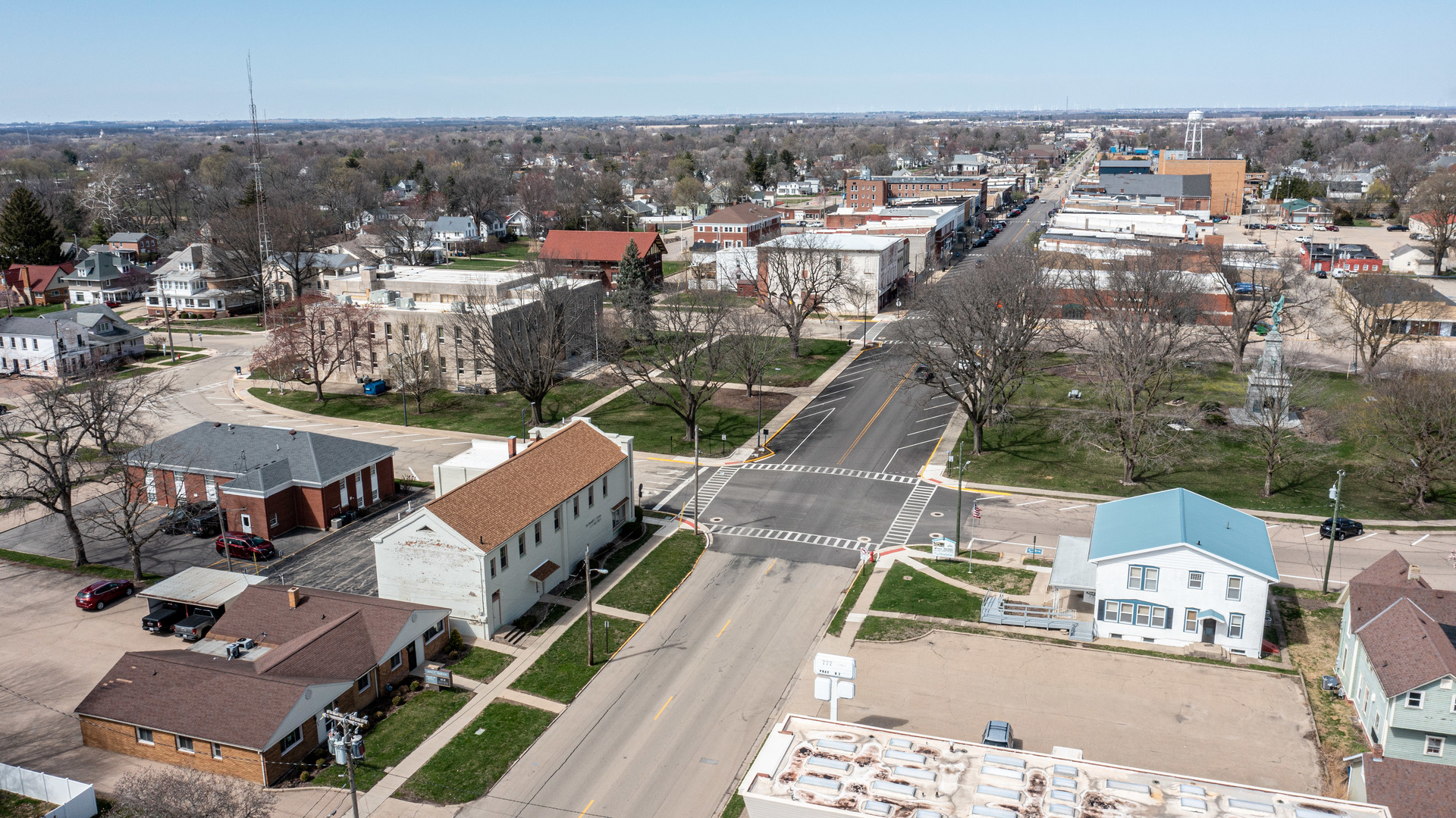 2 Park Avenue, Princeton, IL 61356