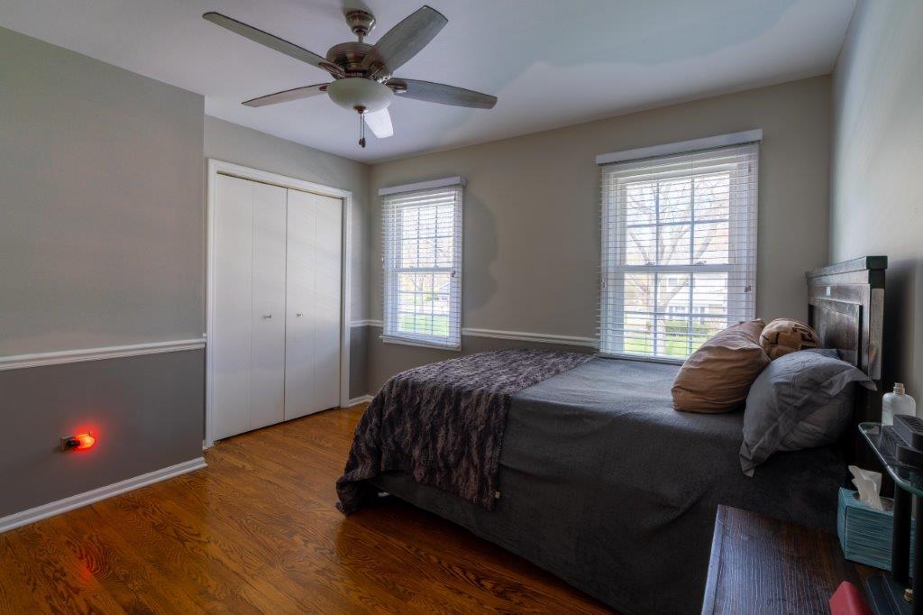 1006 Whirlaway Avenue, Naperville, IL 60540