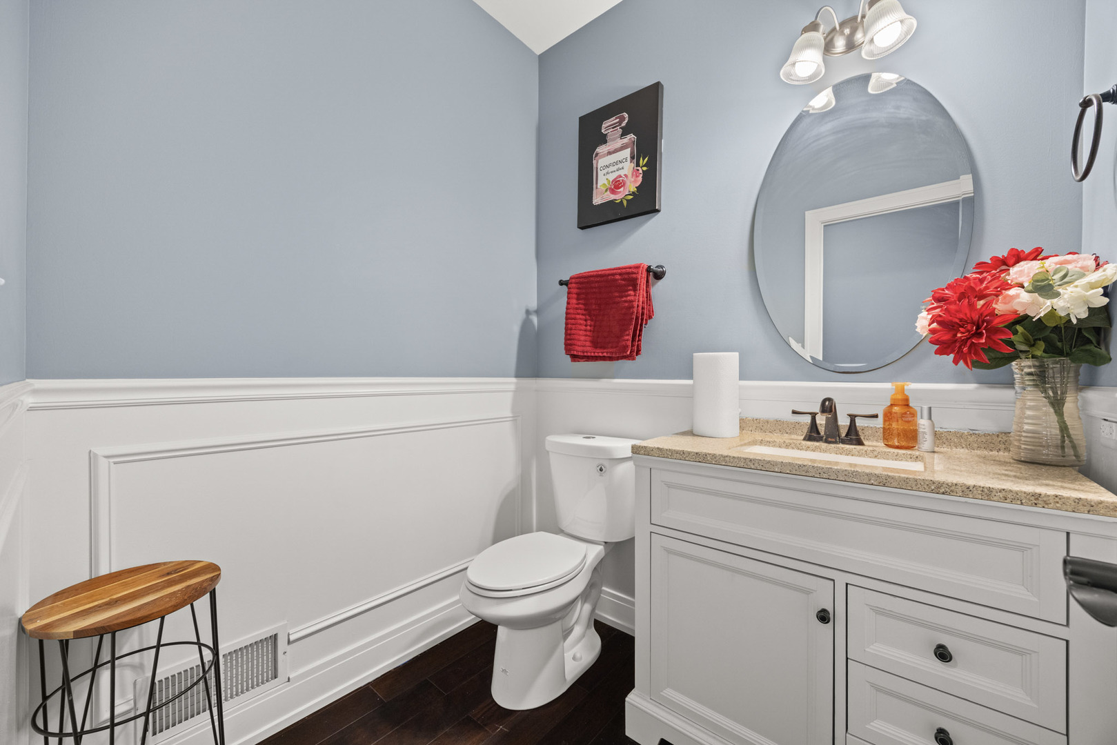 890 Stratford Drive, North Aurora, IL 60542