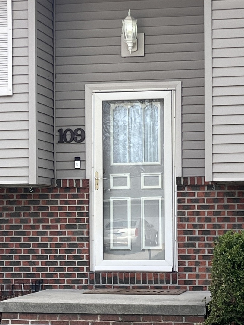 109 Suelynn Drive, Normal, IL 61761