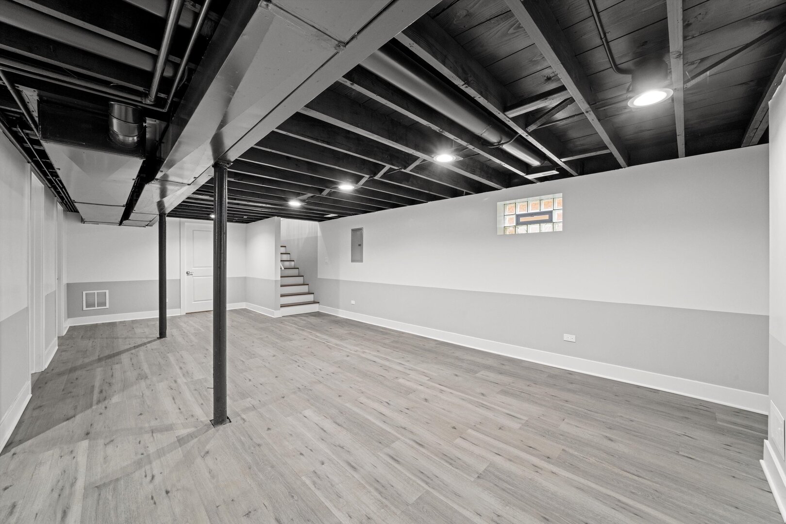 819 E 98th Place, Chicago, IL 60628