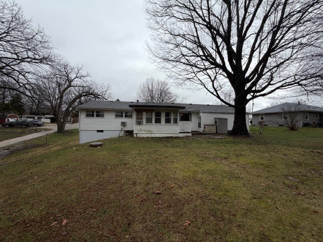 5563 Stone Road, Clinton, IL 61727