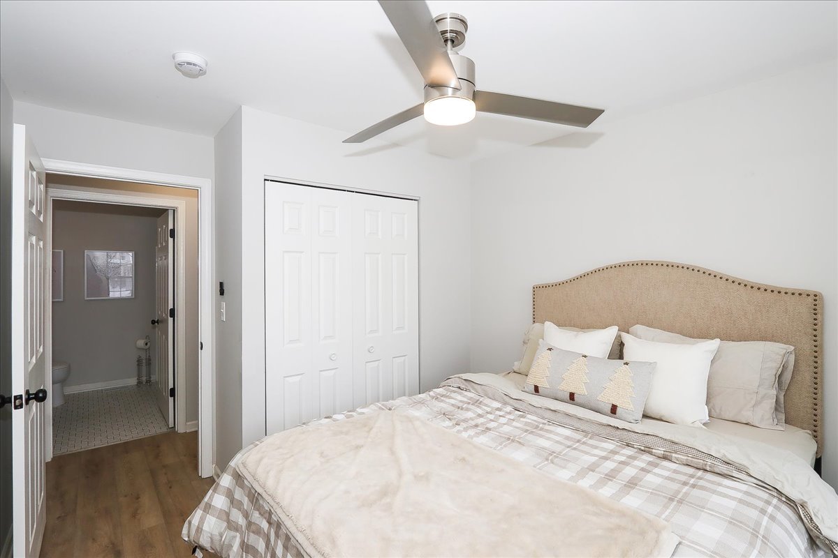 1719 Autumn Avenue #B, Schaumburg, IL 60193