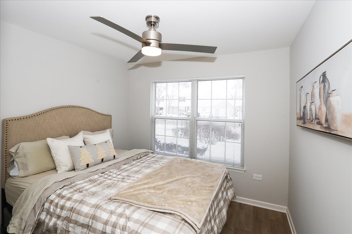 1719 Autumn Avenue #B, Schaumburg, IL 60193