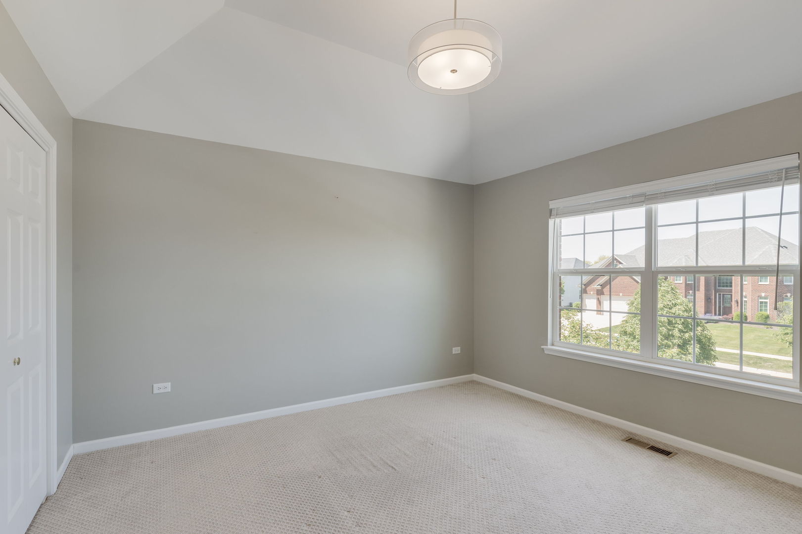 1875 Snead Street, Bolingbrook, IL 60490