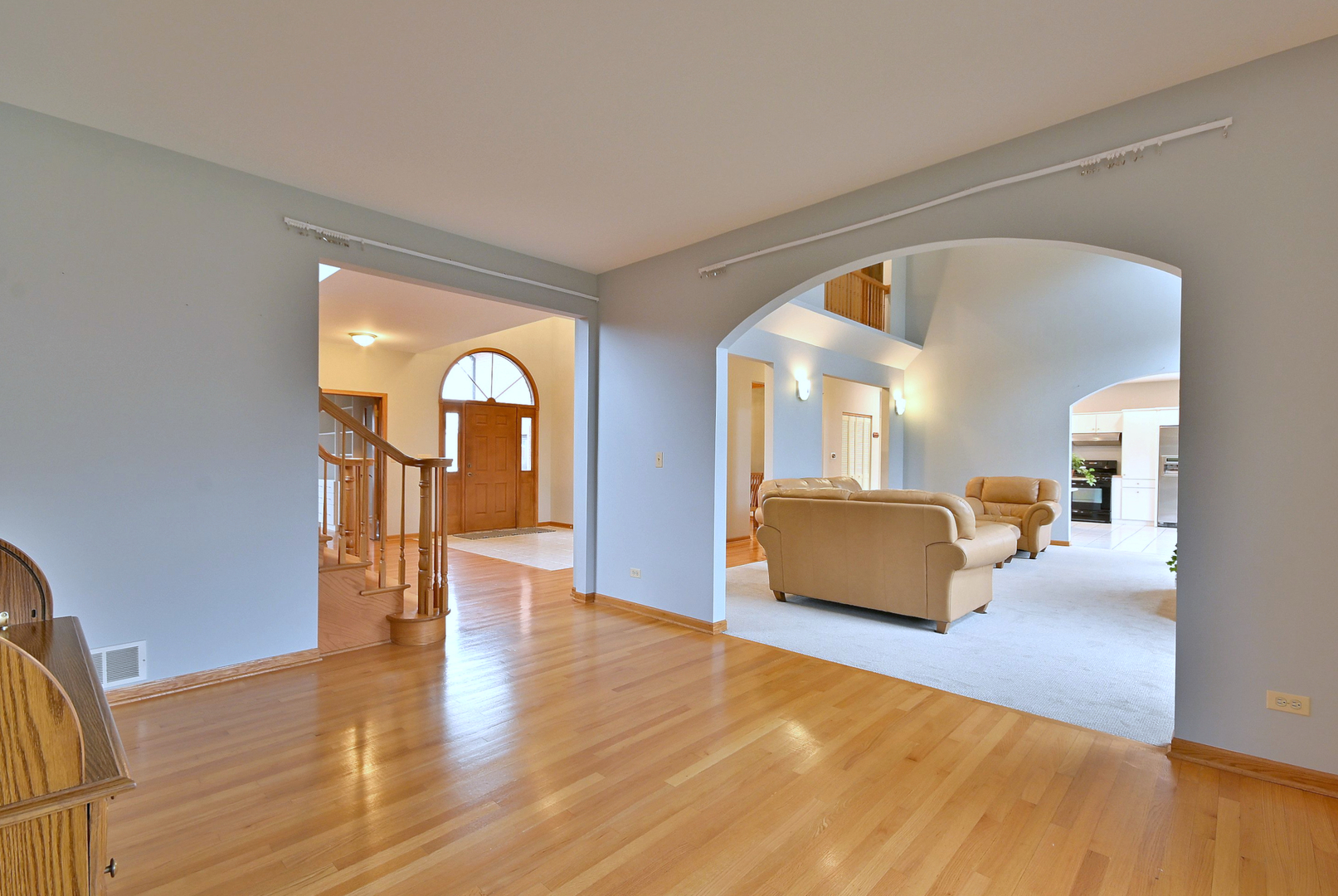 244 S Linden Avenue, Elmhurst, IL 60126