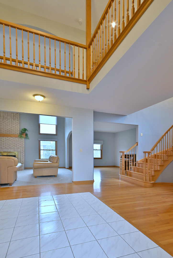 244 S Linden Avenue, Elmhurst, IL 60126