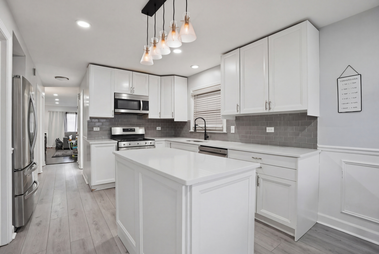 295 Prairie Avenue, Calumet City, IL 60409