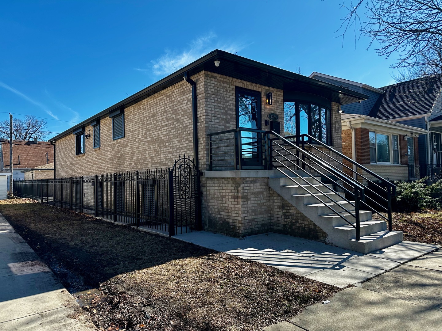 1325 Scoville Avenue, Berwyn, IL 60402