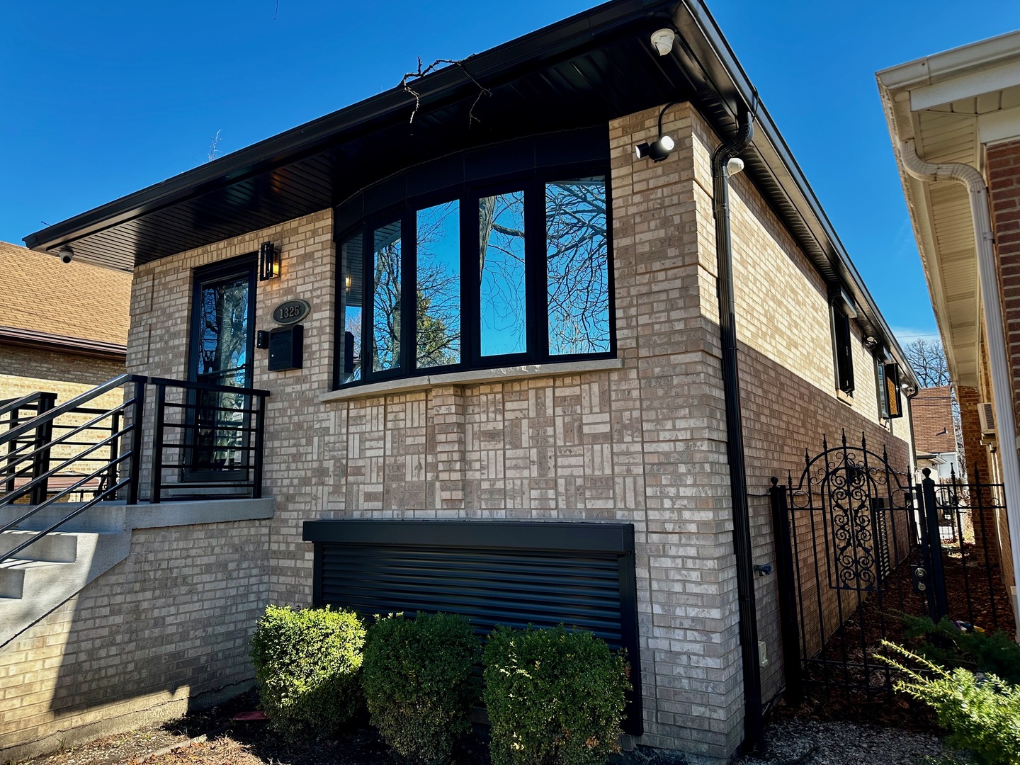 1325 Scoville Avenue, Berwyn, IL 60402