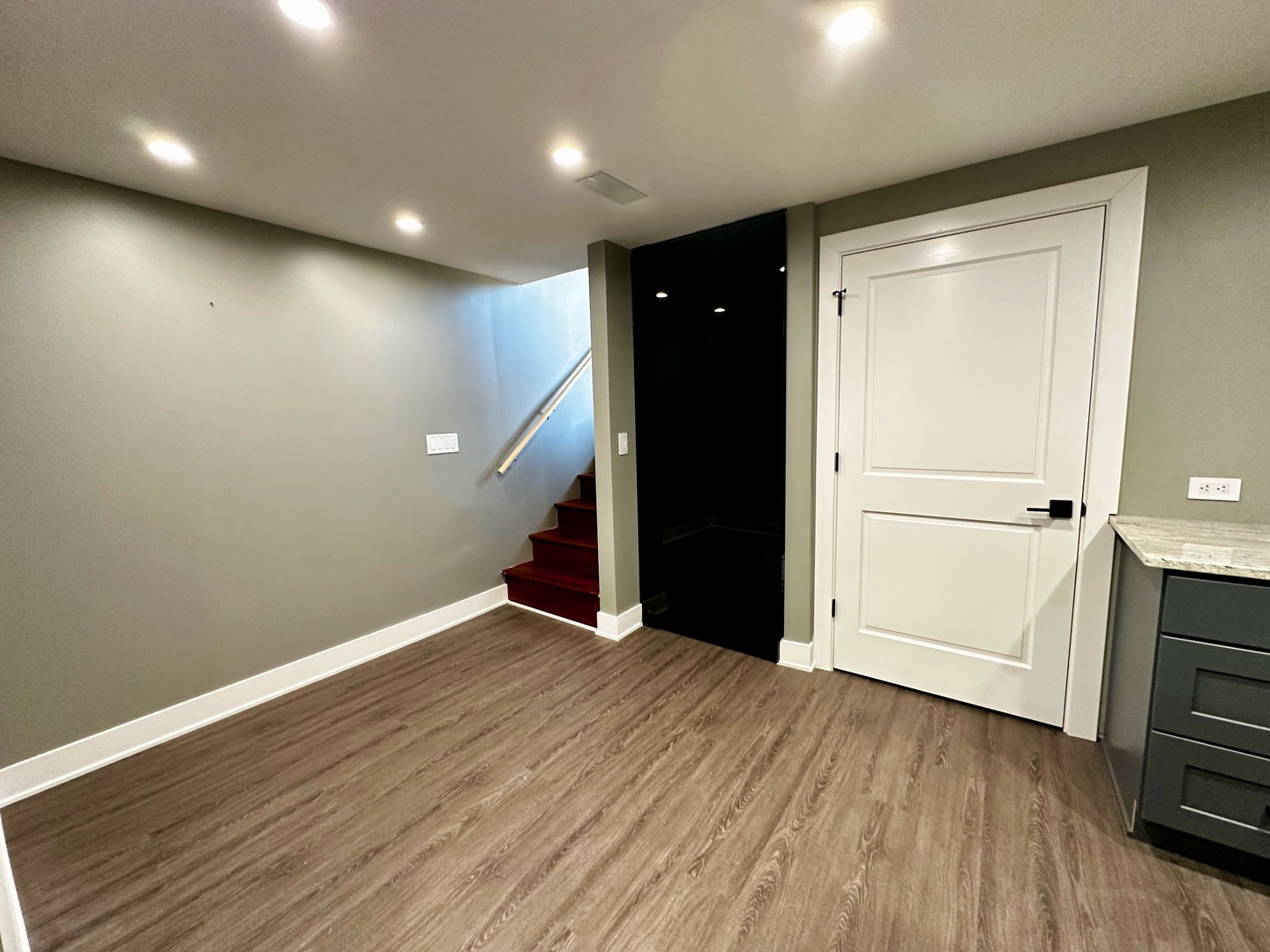 1325 Scoville Avenue, Berwyn, IL 60402